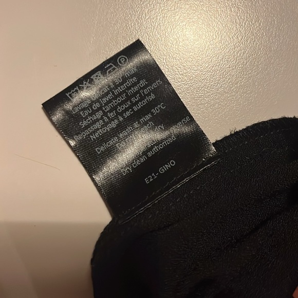 Gino pants in black 🖤 size 34 - Picture 5 of 10